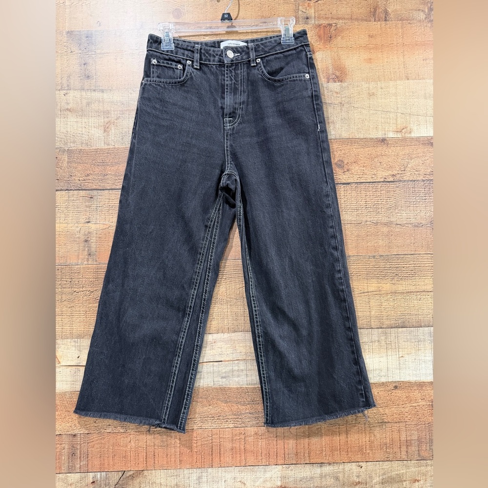 Zara Black Wide-Leg Cropped High-Rise Jeans Size 4